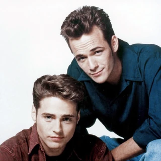Brandon and Dylan | 90210 Wiki | FANDOM powered by Wikia