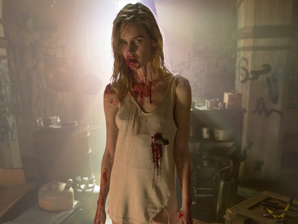 fear the walking dead zombie girl