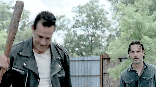 Negan Shaves - The Walking Dead Season 7