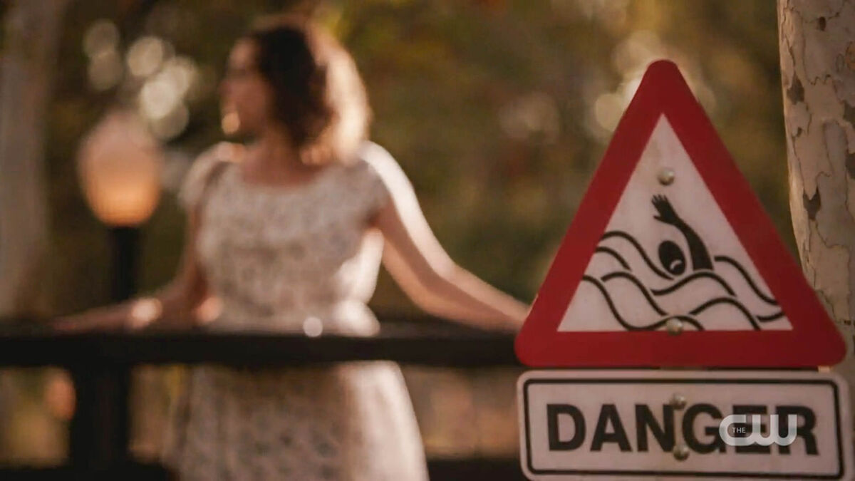 crazy-ex-girlfriend-danger