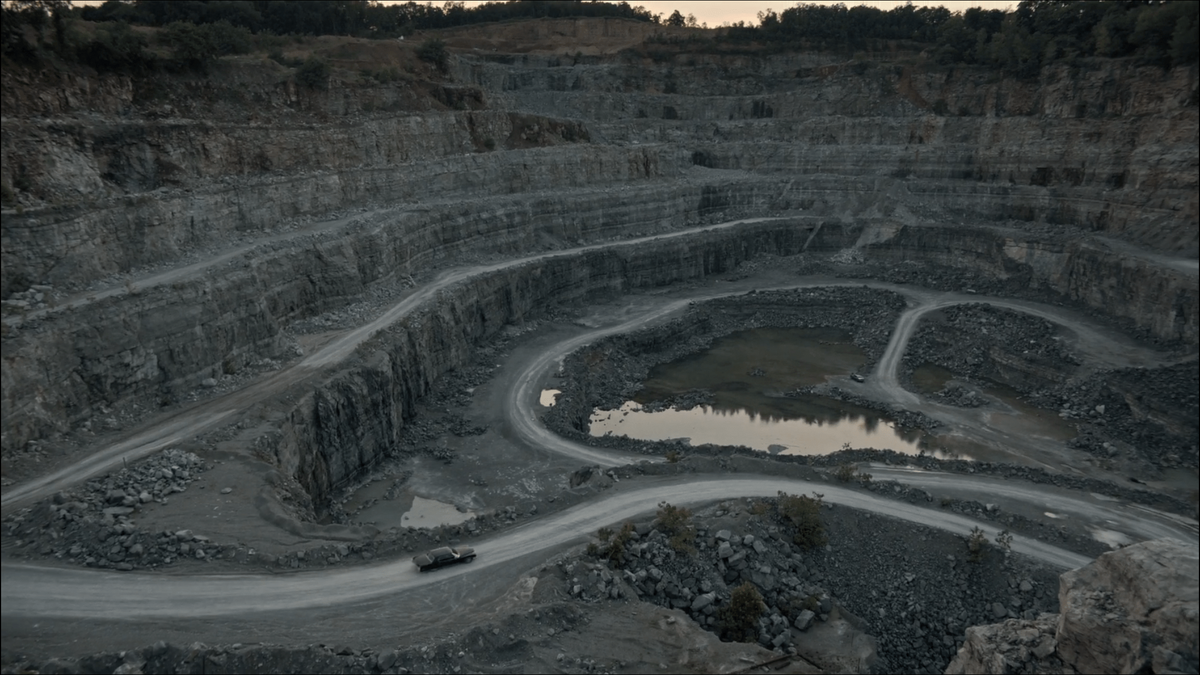 quarry-cinemax-meeting_broker