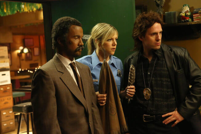 Mac, Dee, and Dennis in &quot;The Gang Makes Lethal Weapon 6&quot;