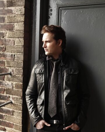 Carlisle Cullen A Twilight Story Wiki Fandom