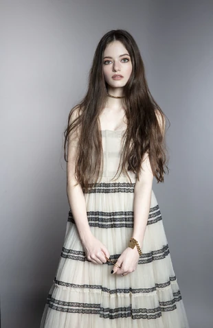 Elizabeth Cullen | A Twilight Story Wiki | Fandom