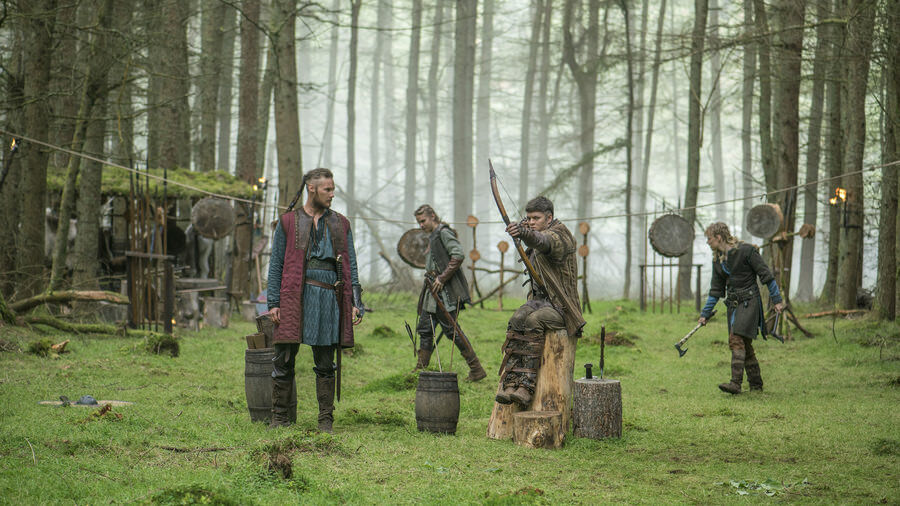 vikings_season4_episode11_Ivar_aims