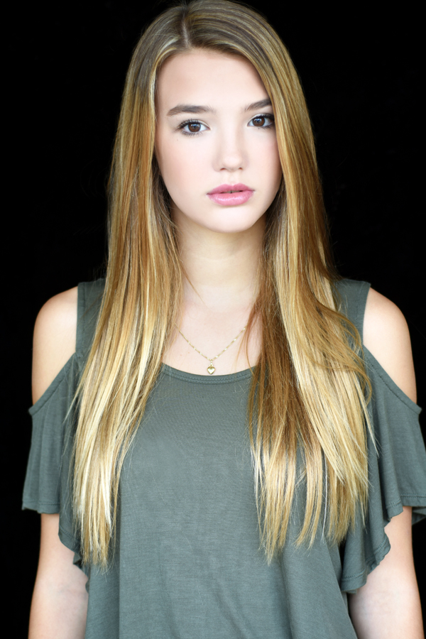 Evelyn Stone | Above the Sky Wiki | Fandom