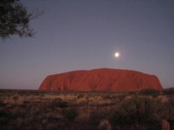 1.1245891100.uluru-at-night