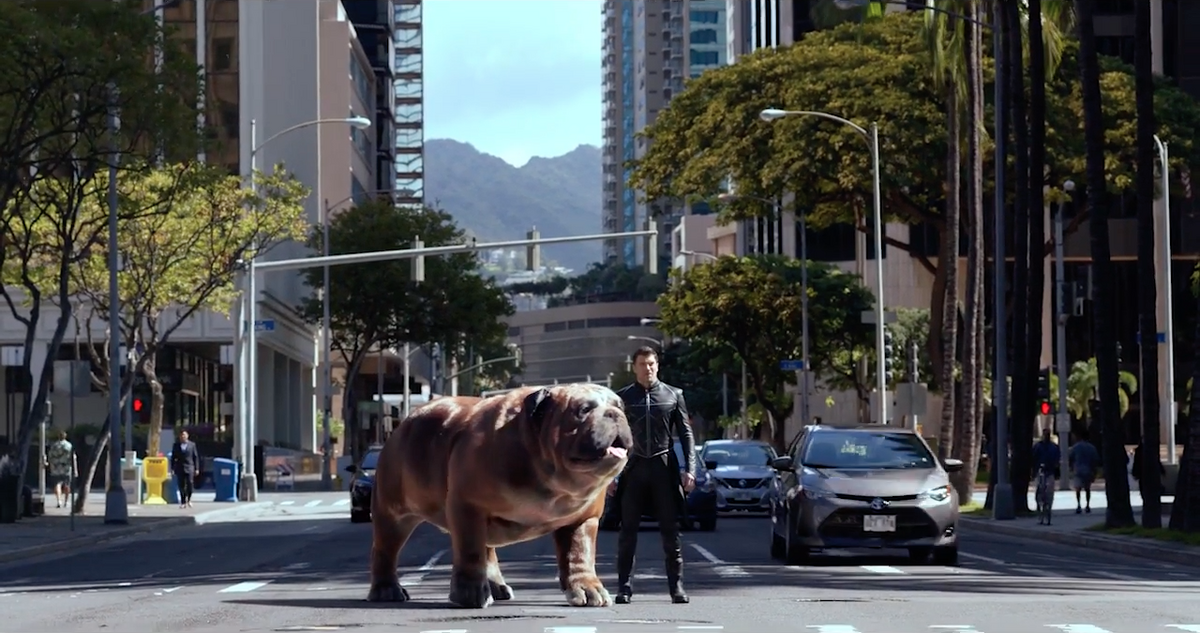 Inhumans: Lockjaw and Black Bolt in downtown Honolulu