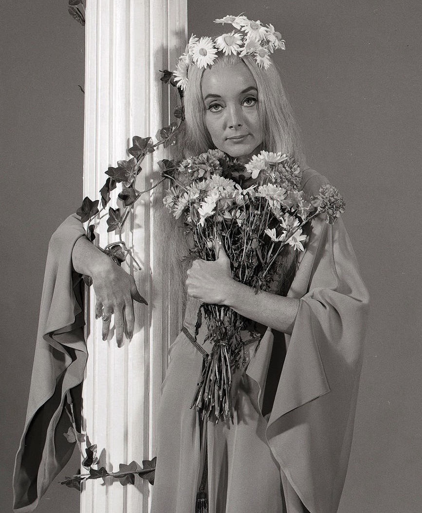 Ophelia Frump Addams Family Wiki FANDOM powered by Wikia