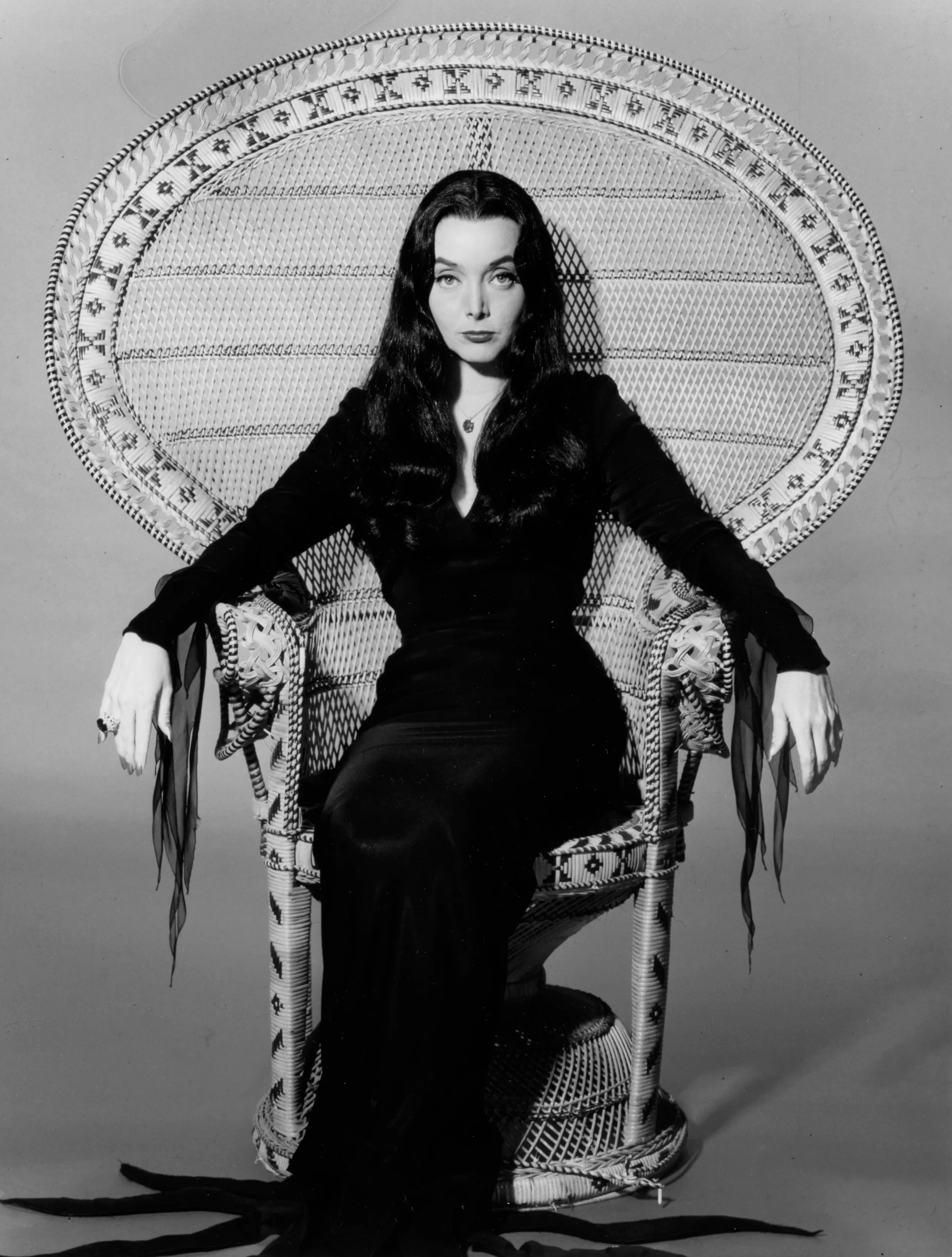 download morticia addams 1993 download morticia addams 1993