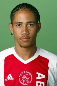 2001)StevenPienaar