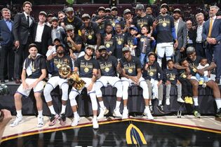 Golden State Warriors Back-To-Back 2018 NBA Champions