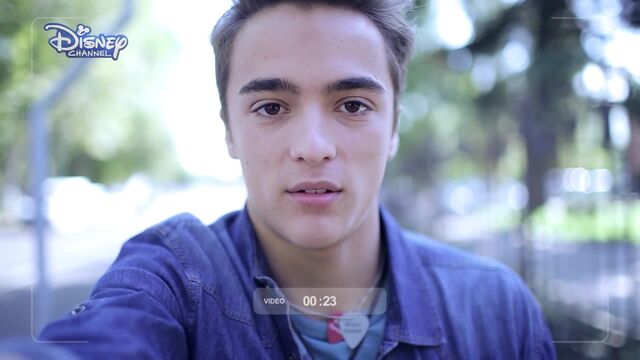 File:Videoselfie76.jpeg