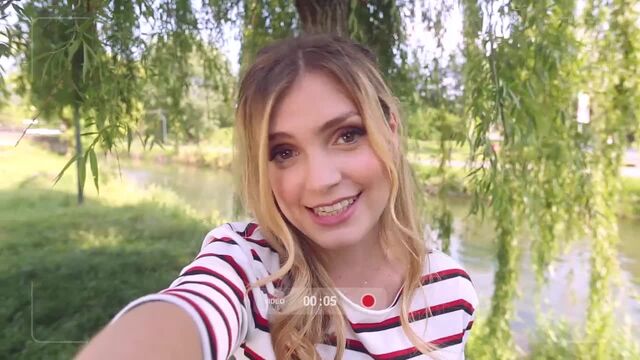 File:VideoselfieSpecial2.jpeg