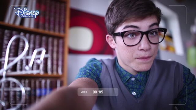 File:Videoselfie48.jpeg