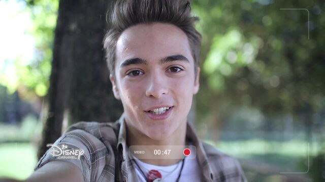 File:Videoselfie70.jpeg