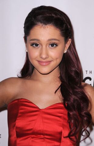 File:Ariana-grande-picture-375270863.jpg