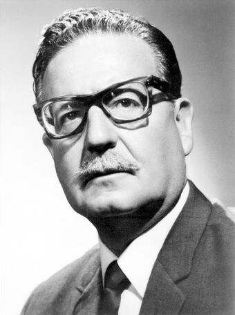 Salvador Allende (Chile No Socialista) | Historia Alternativa | Fandom