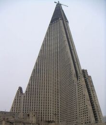 Ryugyong hotel 01