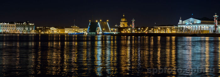 Санкт-Петербург.