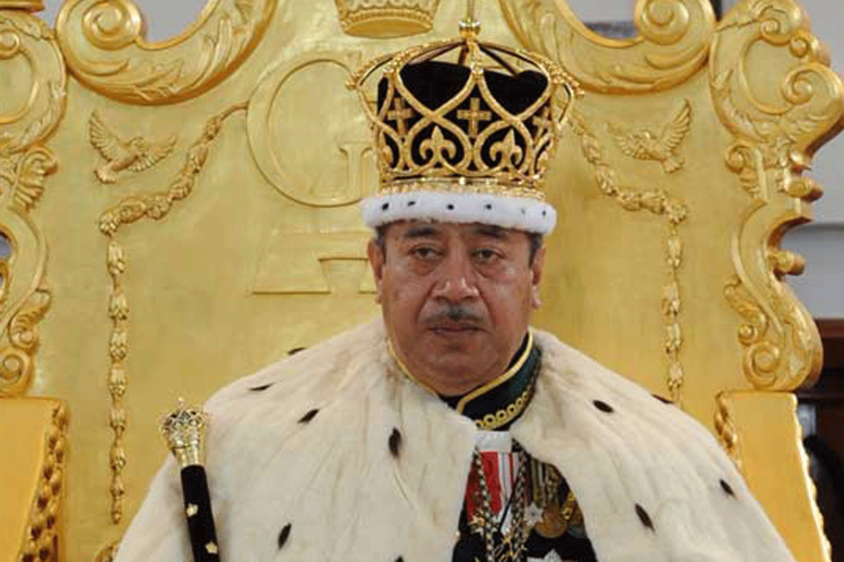 Самый богатый король. Король Тупоу королевство Тонга. Тупоу 6 Король Тонга. Георг Тупоу v. Король Тонга Георг Тупоу 5.