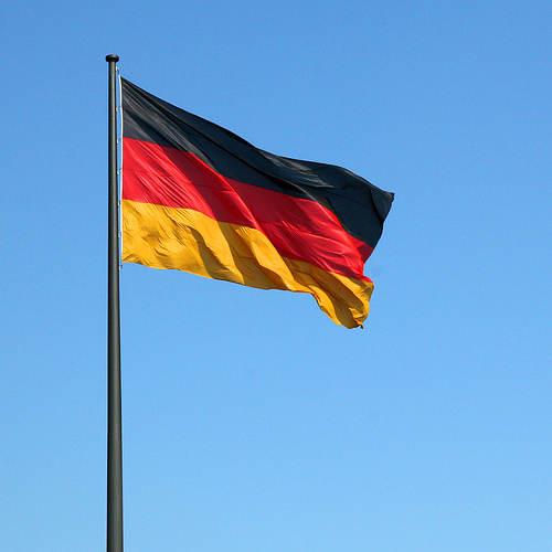 Imagen - Bandera de Alemania Flameando.jpg | Historia ...