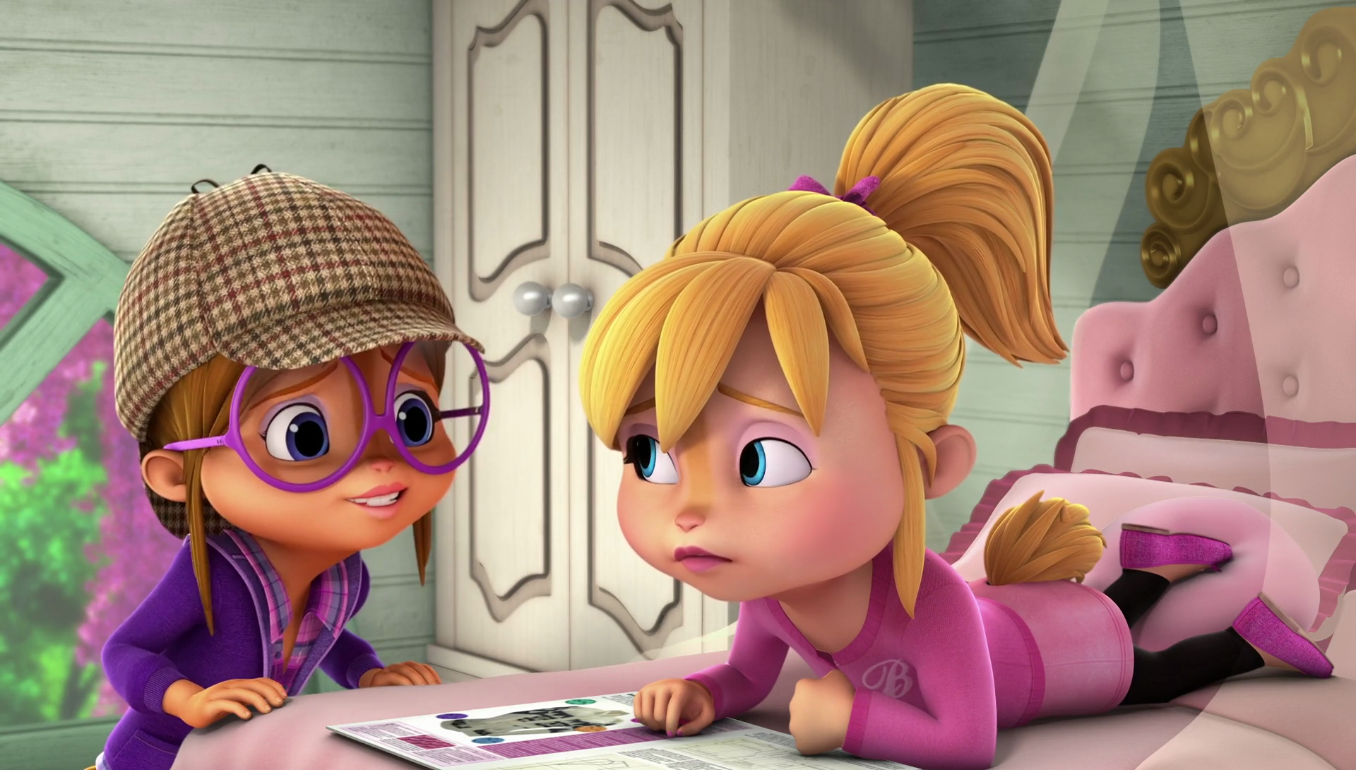 Image - Jeanette and Brittany in Sherlock Chipmunk.png | Alvin and the