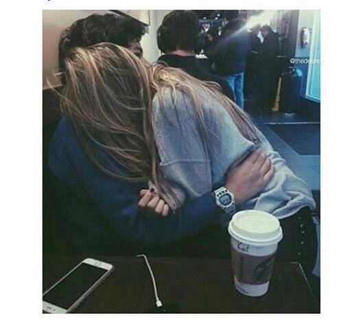 File:1bdb5b8882d019873f9d6189a5d68e7e--cuddles-couples-cute-couples.jpg