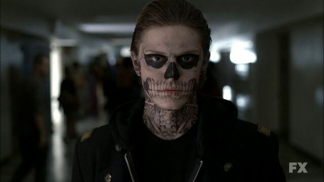 File:Tate (Skeleton).jpg