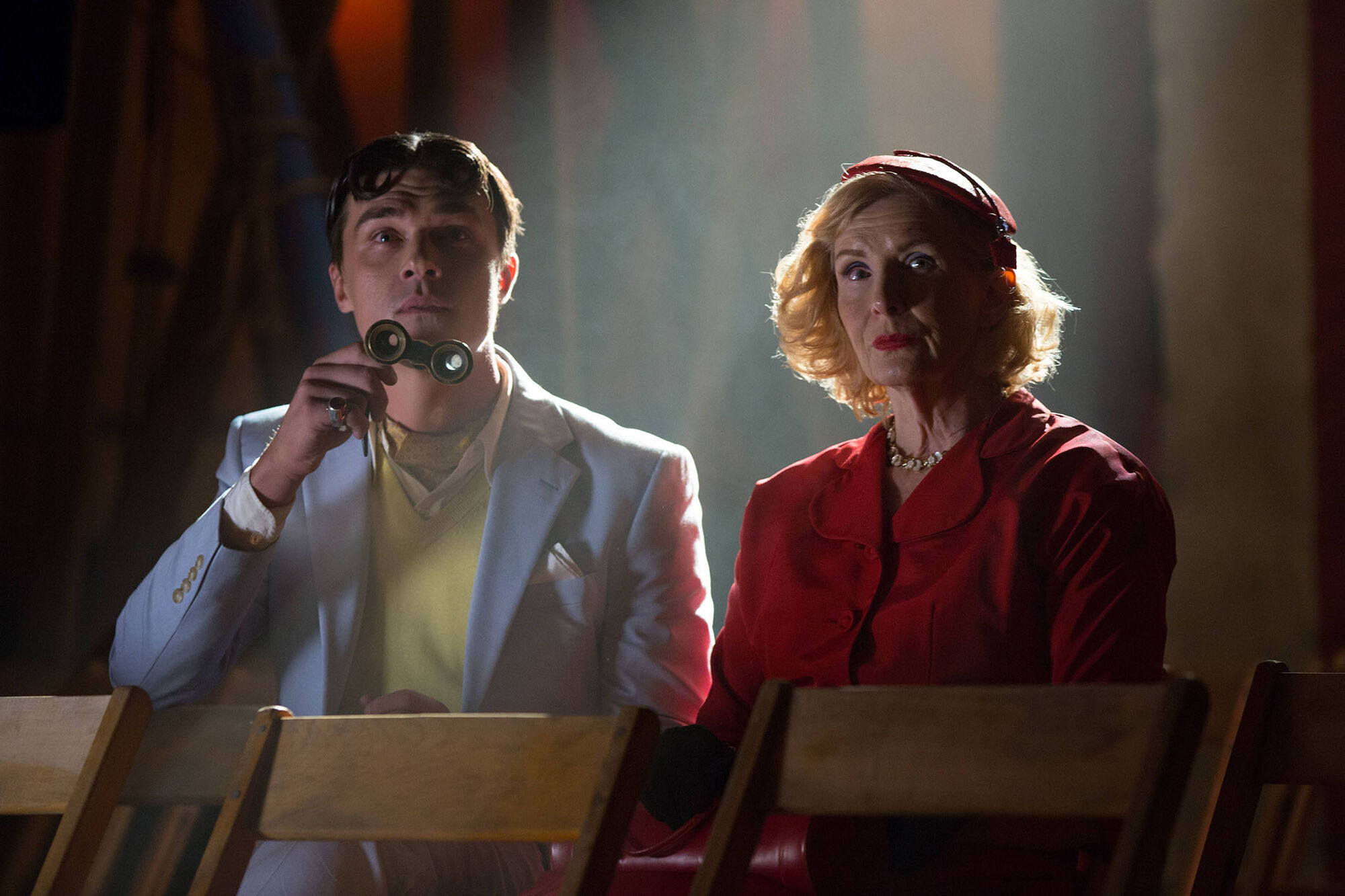 Image AHSFreakShowMonstersAmongUs4x01promotionalpictureamericanhorrorstory37675248 Image AHSFreakShowMonstersAmongUs4x01promotionalpictureamericanhorrorstory37675248