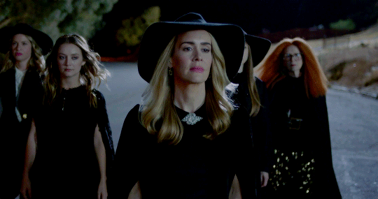 https://vignette.wikia.nocookie.net/americanhorrorstory/images/f/f3/The_witches_on_their_way_to_fire_the_first_shot_2_-_8x07.gif