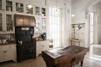 Miss Robichaux S Academy American Horror Story Wiki Fandom