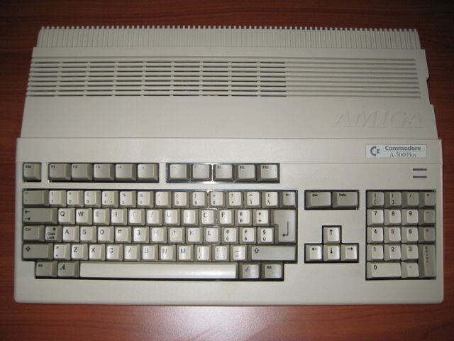 File:Amiga 500 plus.jpg