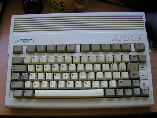 File:Amiga600-5418.jpg