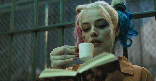 margot robbie harley quinn gif acotar inner circles reactions to books told in gifs margot robbie harley quinn gif acotar inner circles reactions to books told in gifs