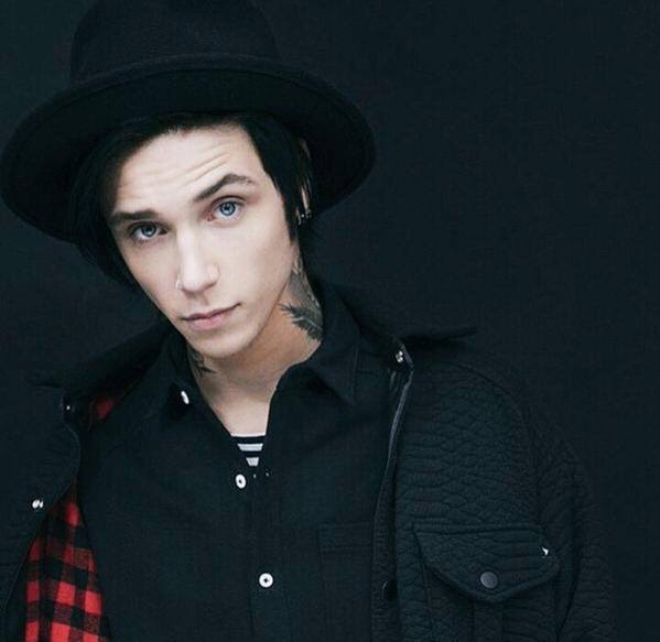 image andy andy biersack andy sixx black veil brides favim com