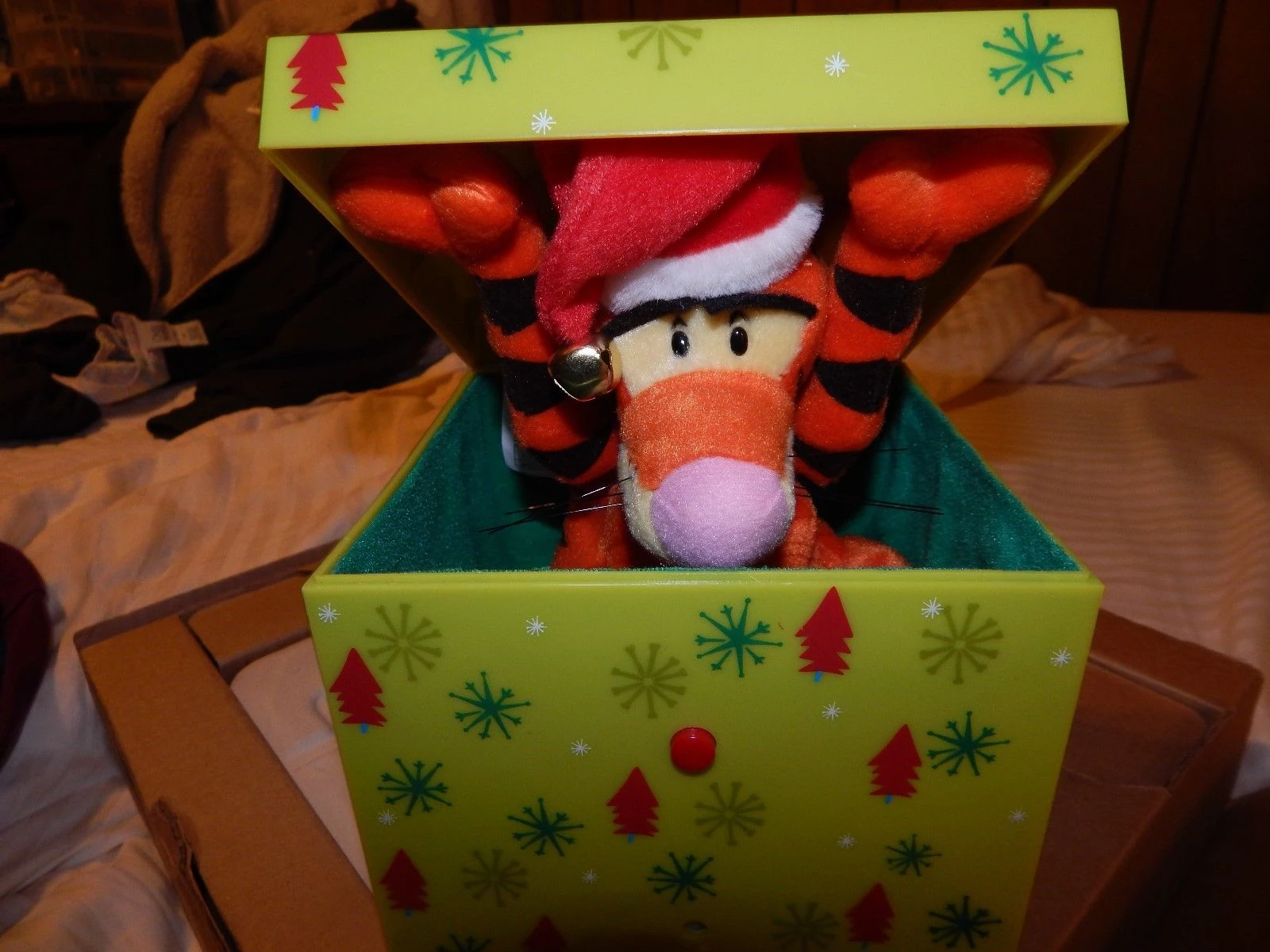 Animated Tigger in present Animatronic Wiki Fandom