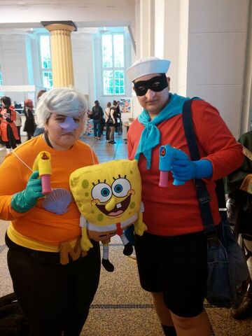 Bild - Meerjungfraumann Blaubarschbube Connichi 2015.jpg | Animanga