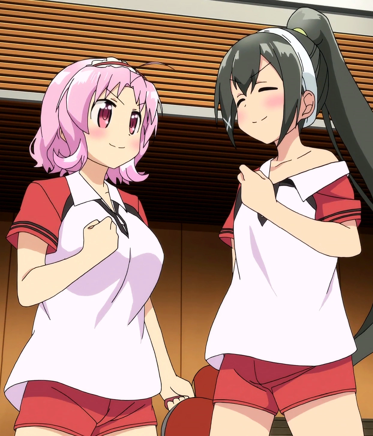 Muttsuri Dosukebe Tsuyu Gibo Shimai No Honshitsu Minuite Sex Sanmai