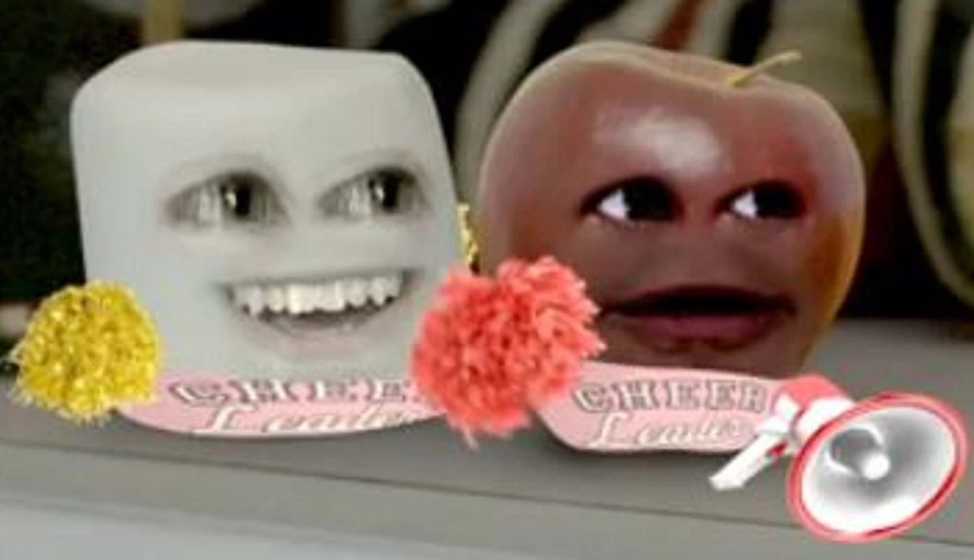 Image .028 Marshmallow Midget Apple & Zachary 28 24 28 25 22 20.jpg