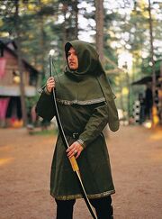 Tunic-in-the-middle-ages