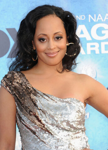 File:Essence Atkins 42nd NAACP Image Awards Arrivals rvCFUYN4Y6ul-1-.jpg