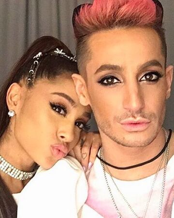 Ile lat ma Ariana Grande?