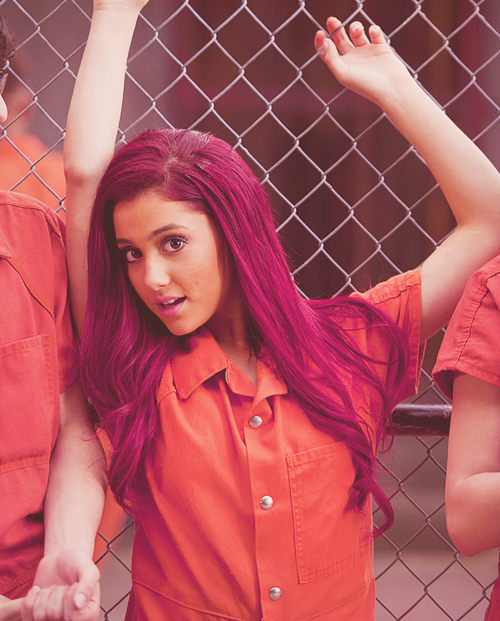 Image - Cat Valentine in the episode "Locked Up".png ...