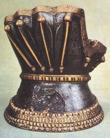 Bargello gauntlet