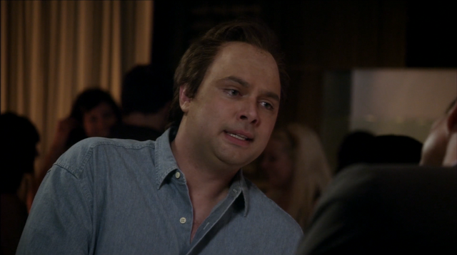 File:4x07 Colony Collapse (110).png