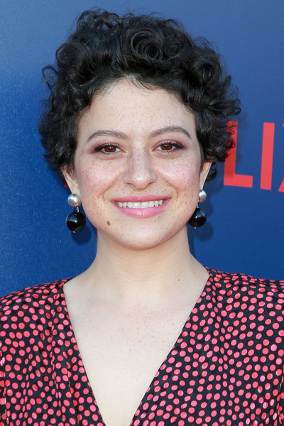 Alia Shawkat nylon