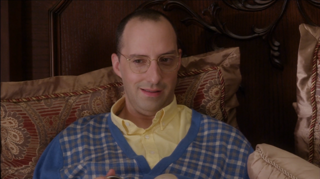 File:4x10 Queen B. (23).png