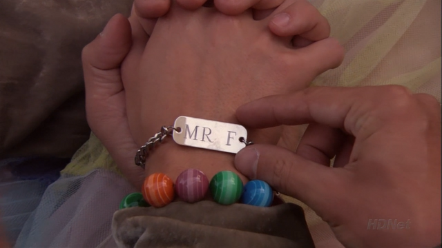 File:3x05 Mr. F (58).png