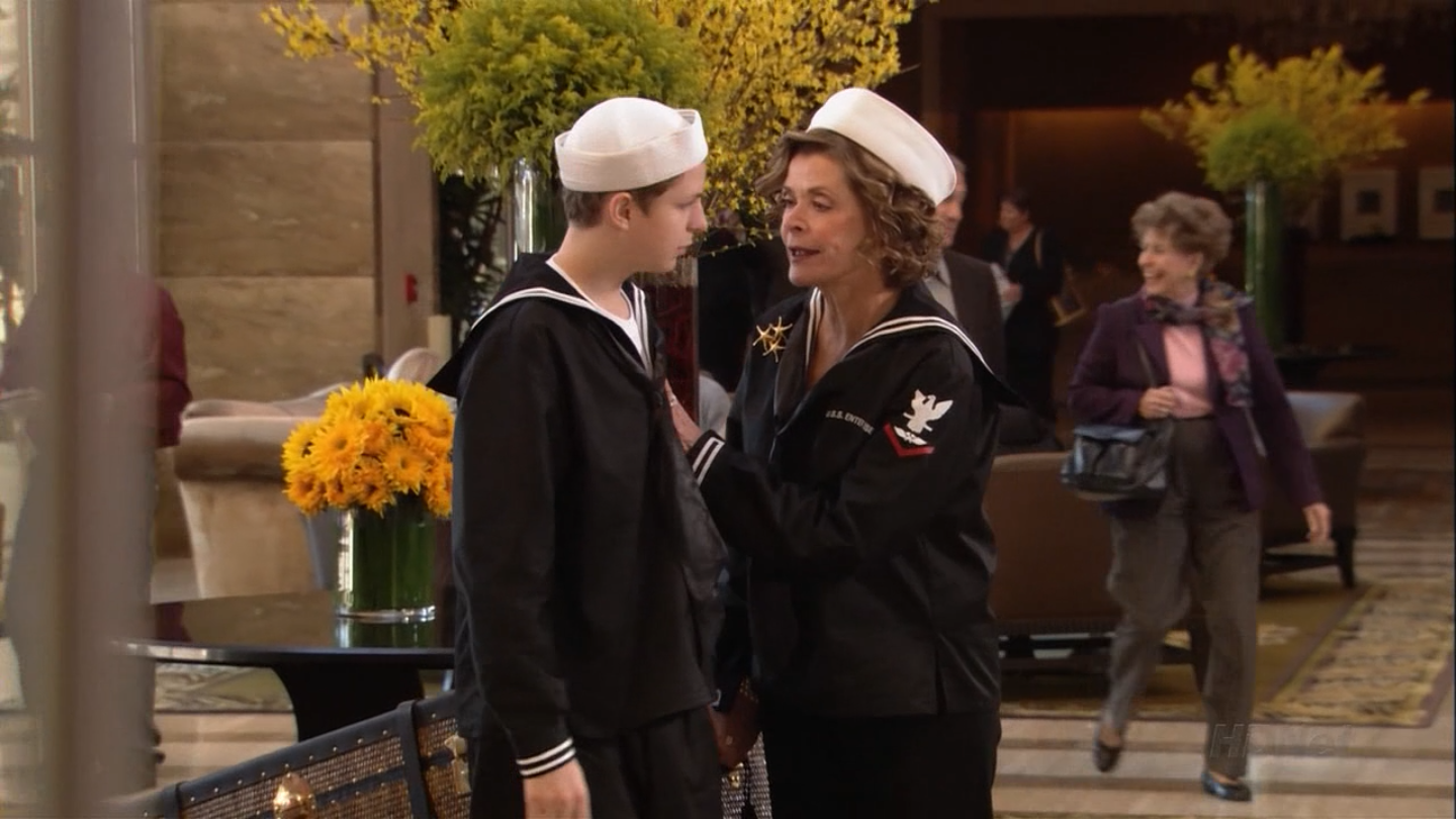 Image 2x13 Motherboy Xxx 50png Arrested Development Wiki Fandom Powered By Wikia 9451